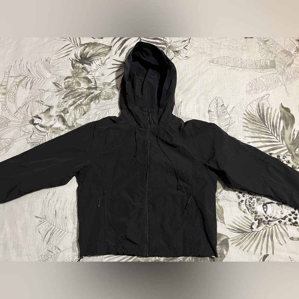 NWOT Oversized Wind Breaker and Rain Jacket - Picture 3 of 8